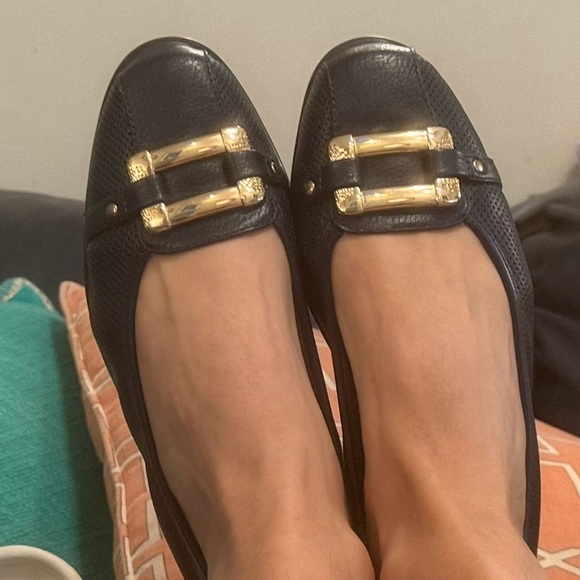 AEROSOLES navy blue flats 8.5 gold accents - Picture 1 of 11